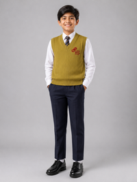 MUNJAL NURS H-SWEATER
